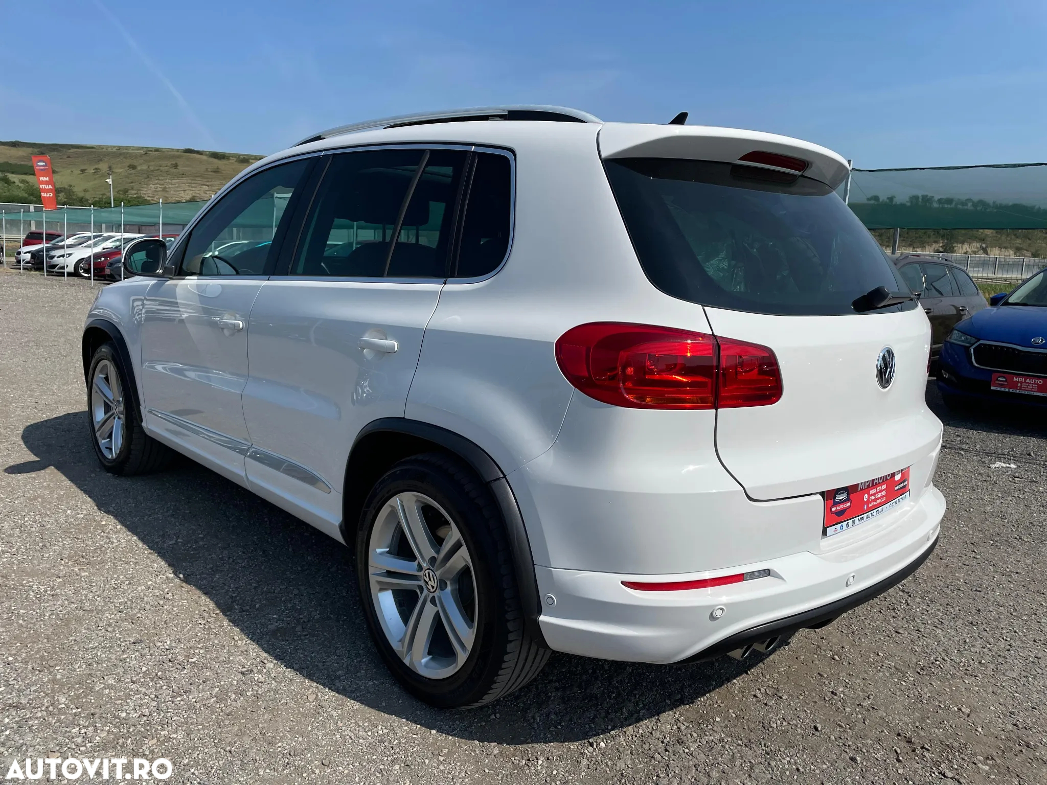 Volkswagen Tiguan 2.0 TDI 4Motion DSG BMT Sport & Style - 5