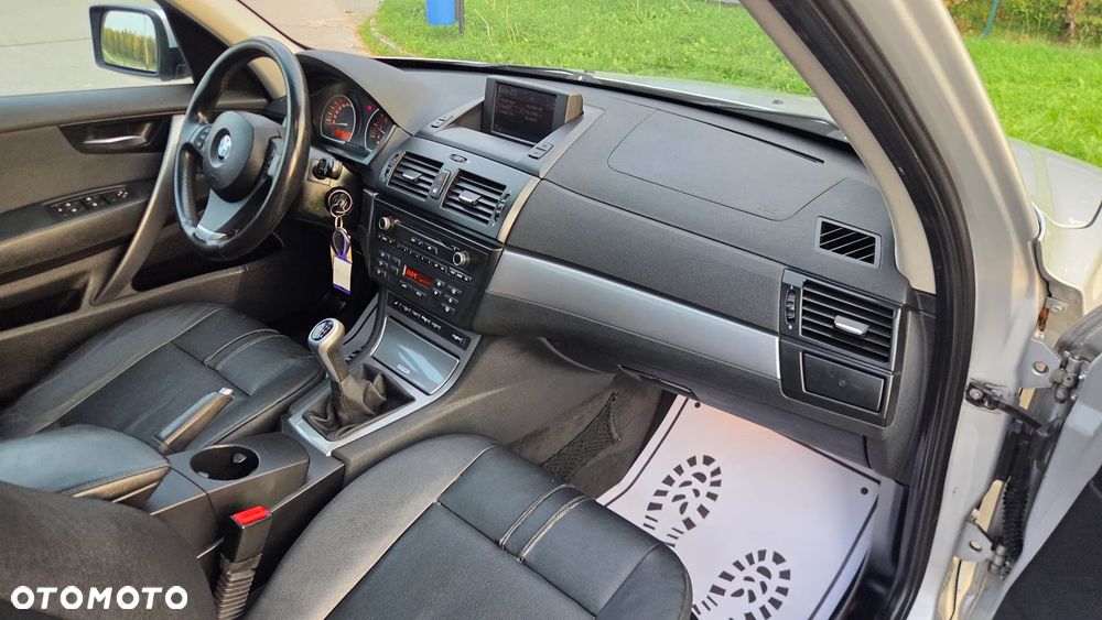 BMW X3 xDrive20i Edition Exclusive - 8