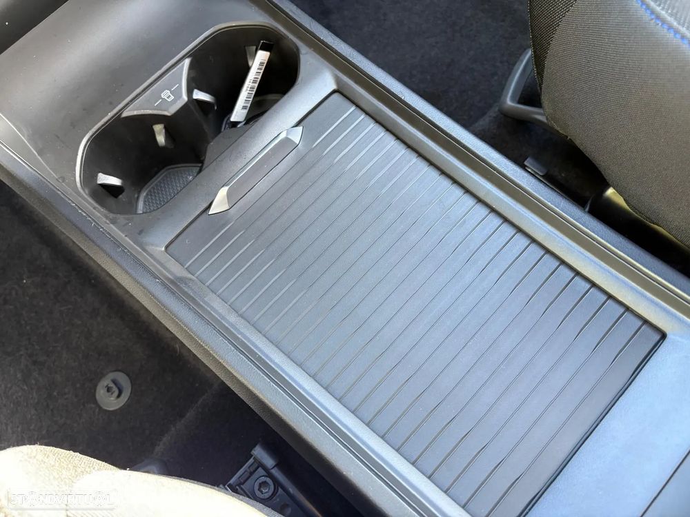 MG MG4 51 kWh Standard - 11