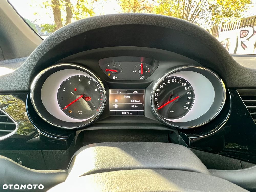 Opel Astra 1.4 T Dynamic S&S - 7