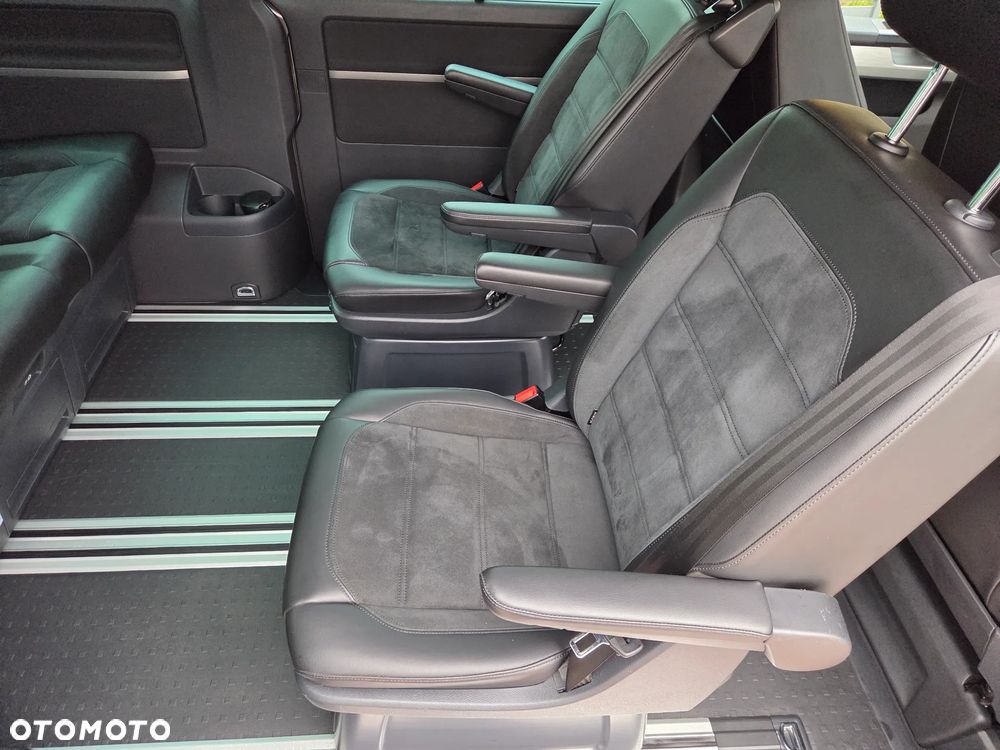 Volkswagen Multivan - 14
