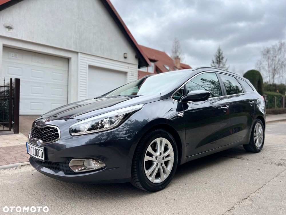Kia Ceed - 4