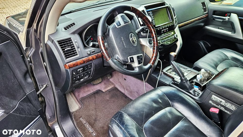 Toyota Land Cruiser LC 4.5 D-4D Limited - 9