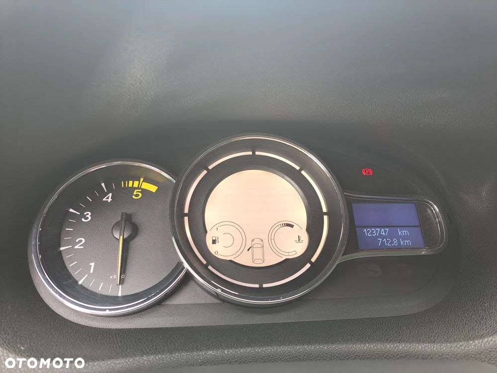 Renault Megane 1.6 dCi Energy Bose Edition - 5