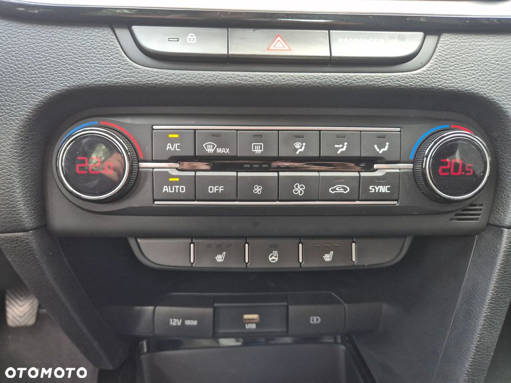 Kia Ceed - 15