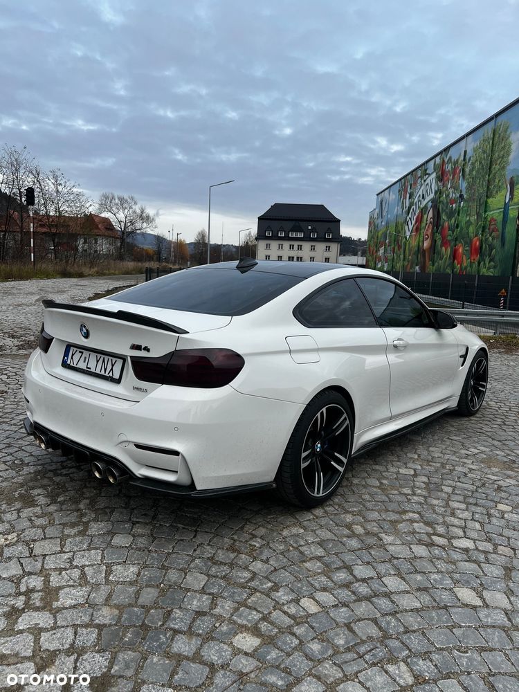 BMW M4 - 10