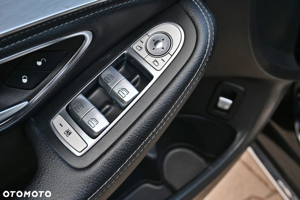 Mercedes-Benz Klasa C 200 Avantgarde - 37
