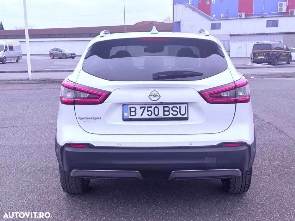 Nissan Qashqai 1.6 DCI Xtronic TEKNA+ - 14