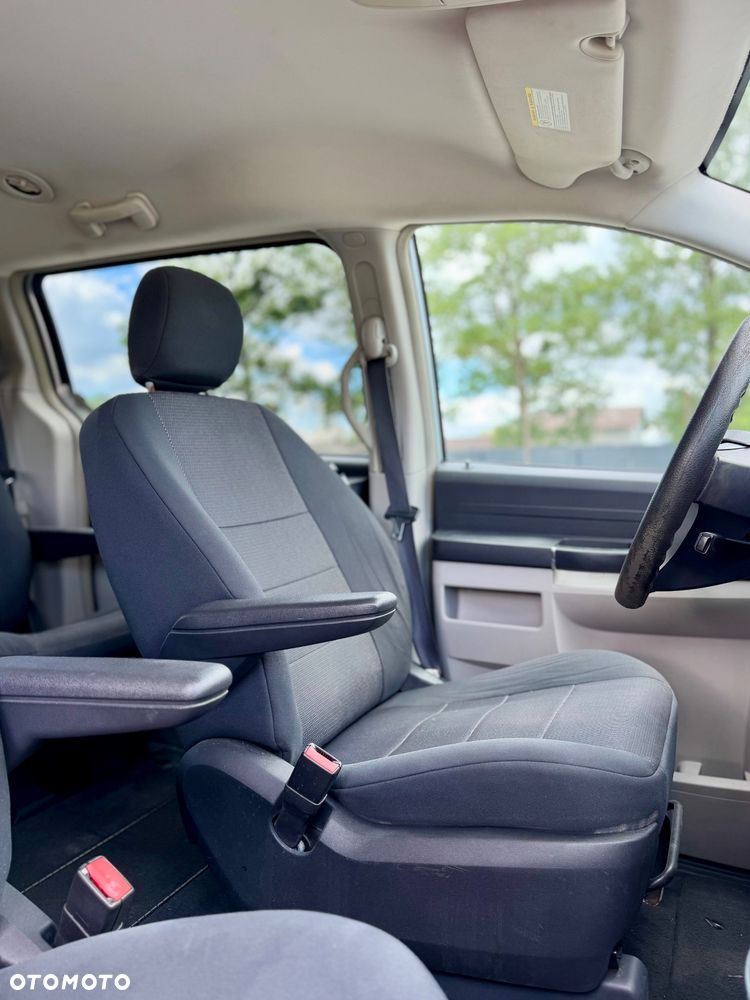 Chrysler Grand Voyager 2.8 CRD LX - 19