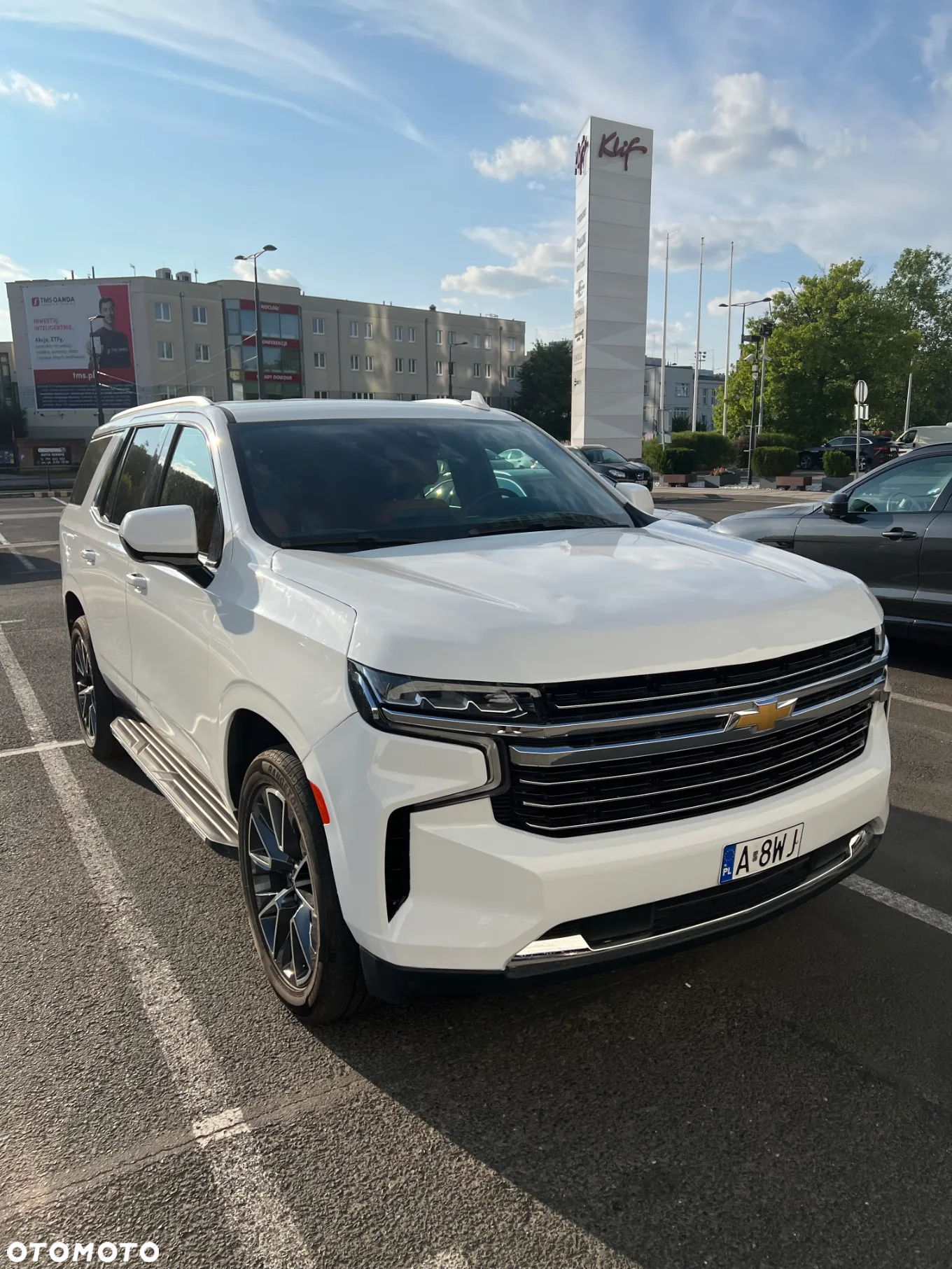 Chevrolet Tahoe - 5