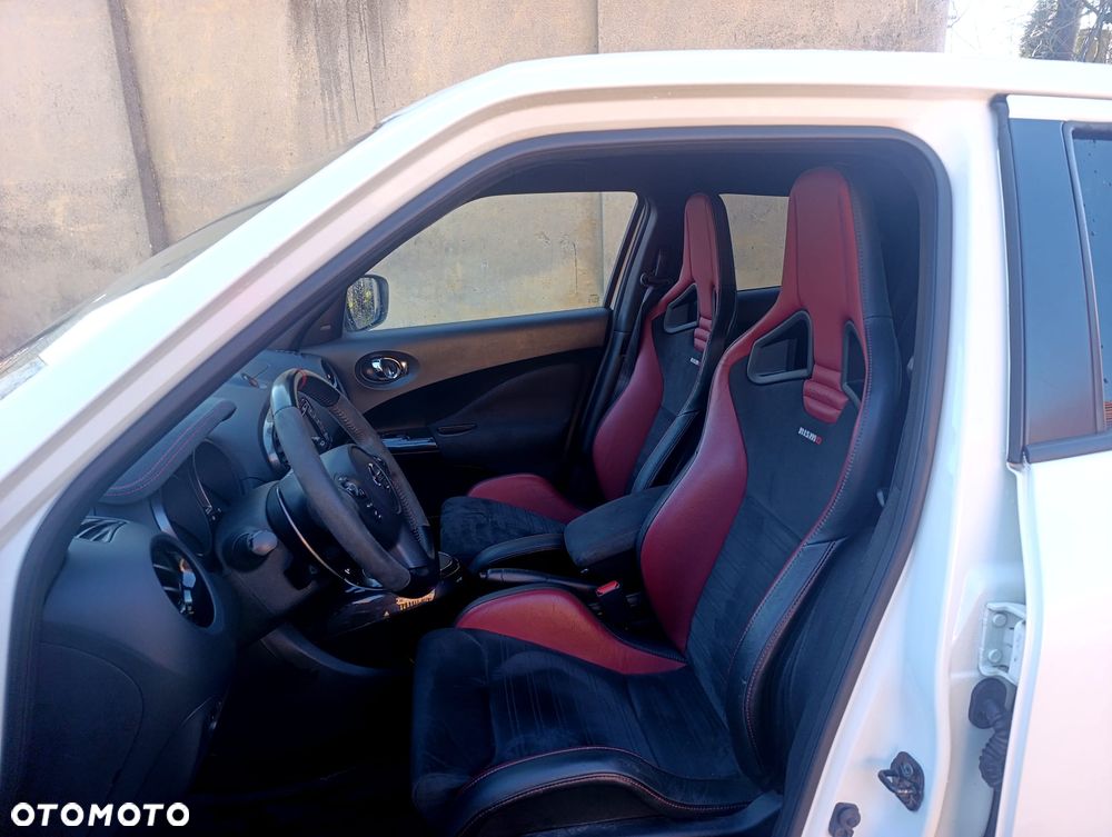 Nissan Juke 1.6 DIG-T ALL-MODE 4x4i Xtronic Nismo RS - 9
