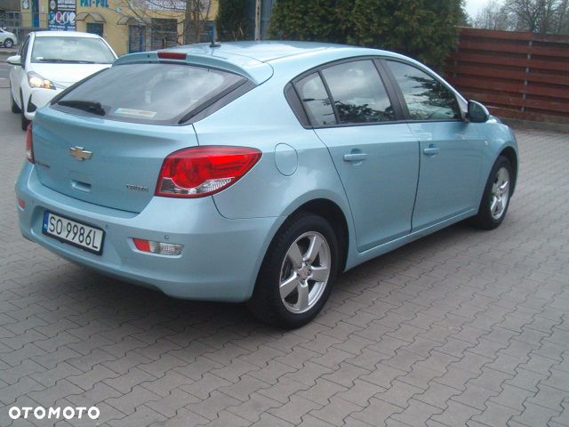 Chevrolet Cruze - 5