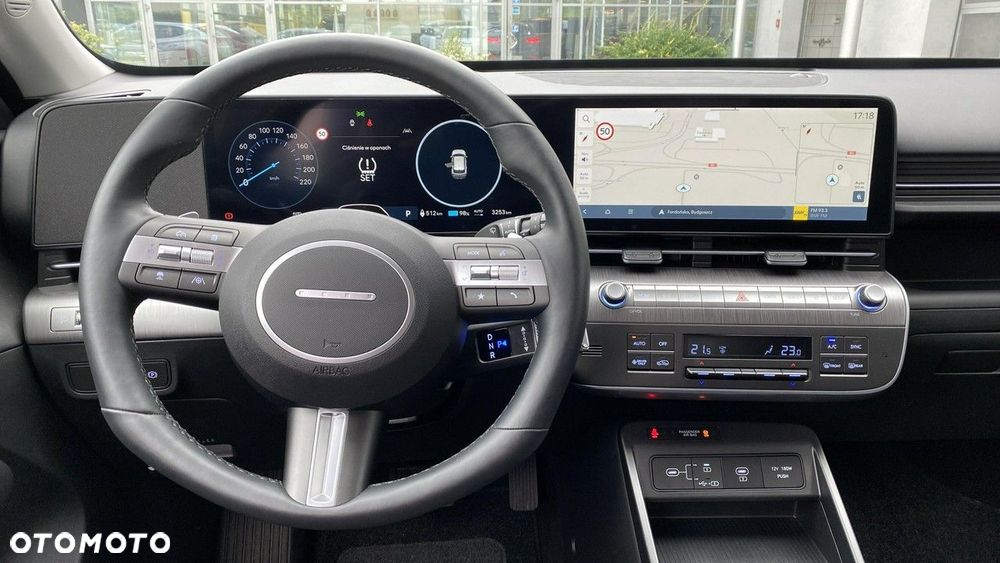 Hyundai Kona Electric 65kWh Executive - 10