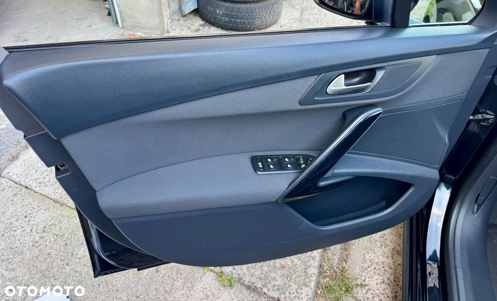 Peugeot 5008 2.0 HDi Premium - 15