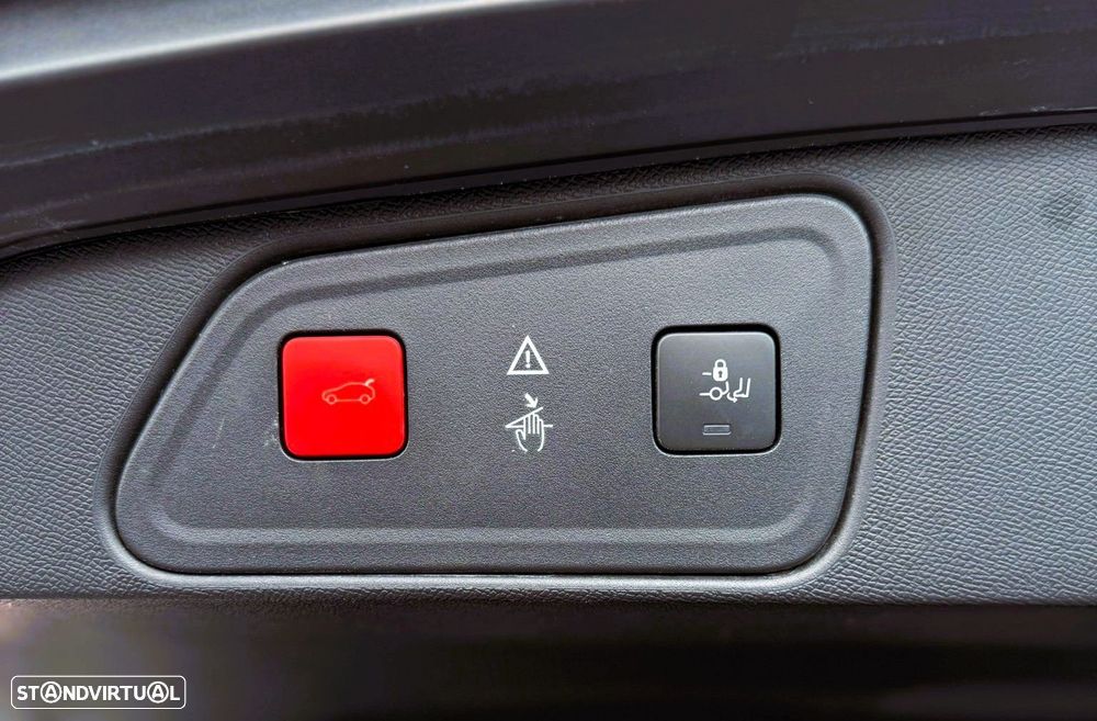 Peugeot 3008 2.0 BlueHDi GT EAT6 - 33