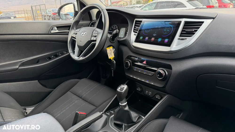 Hyundai Tucson blue 1.6 GDi 2WD Passion - 9