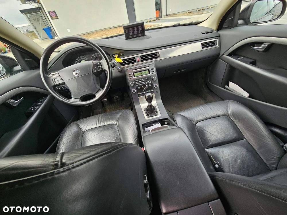 Volvo V70 2.0 Summum - 12