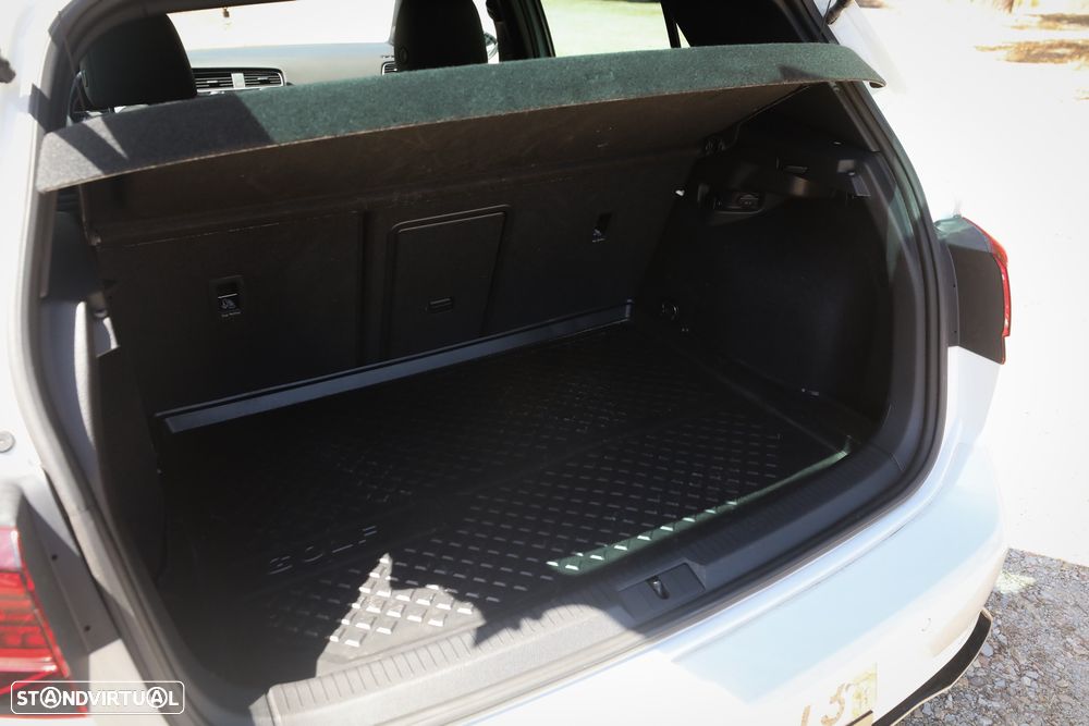 VW Golf 2.0 TSI GTi TCR DSG - 17