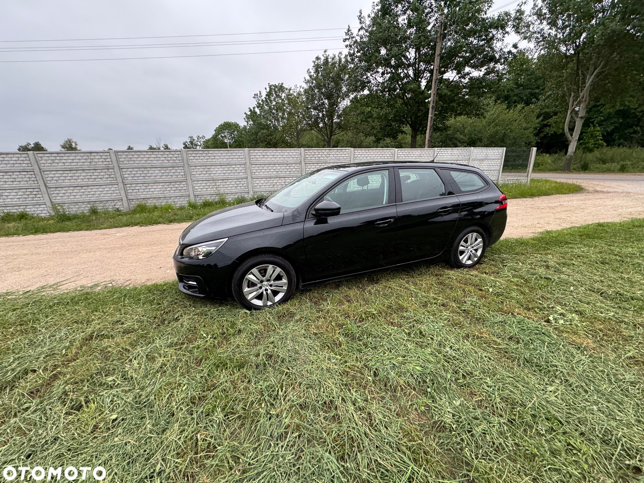 Peugeot 308 1.5 BlueHDi Allure S&S - 10