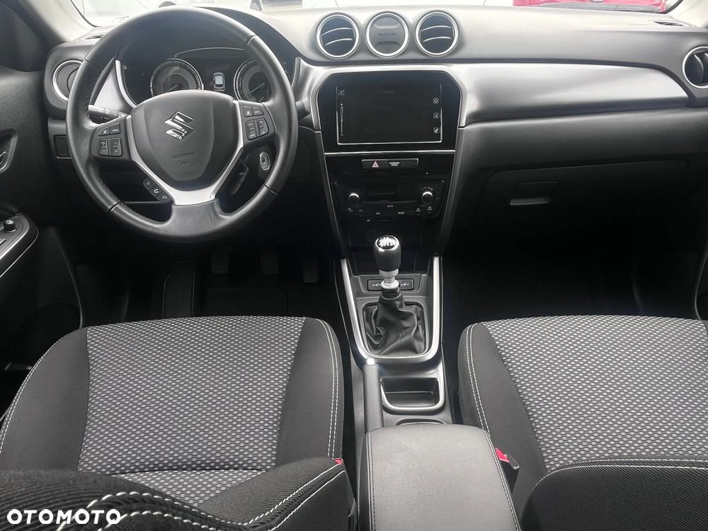 Suzuki Vitara 1.4 Boosterjet SHVS Premium 2WD - 8