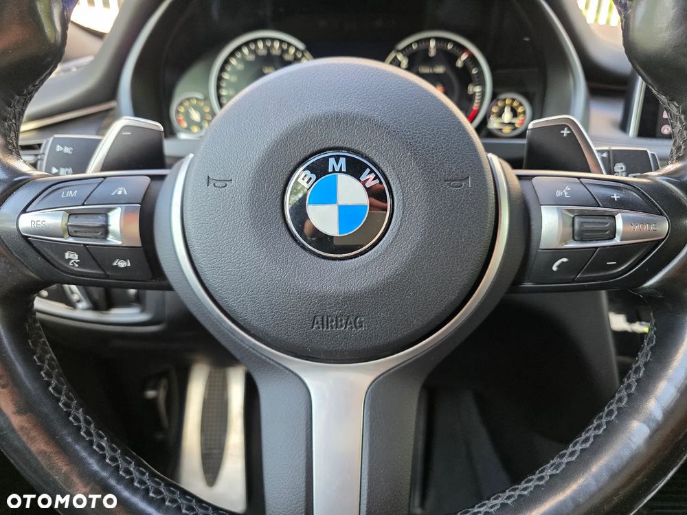 BMW X5 xDrive40d - 18