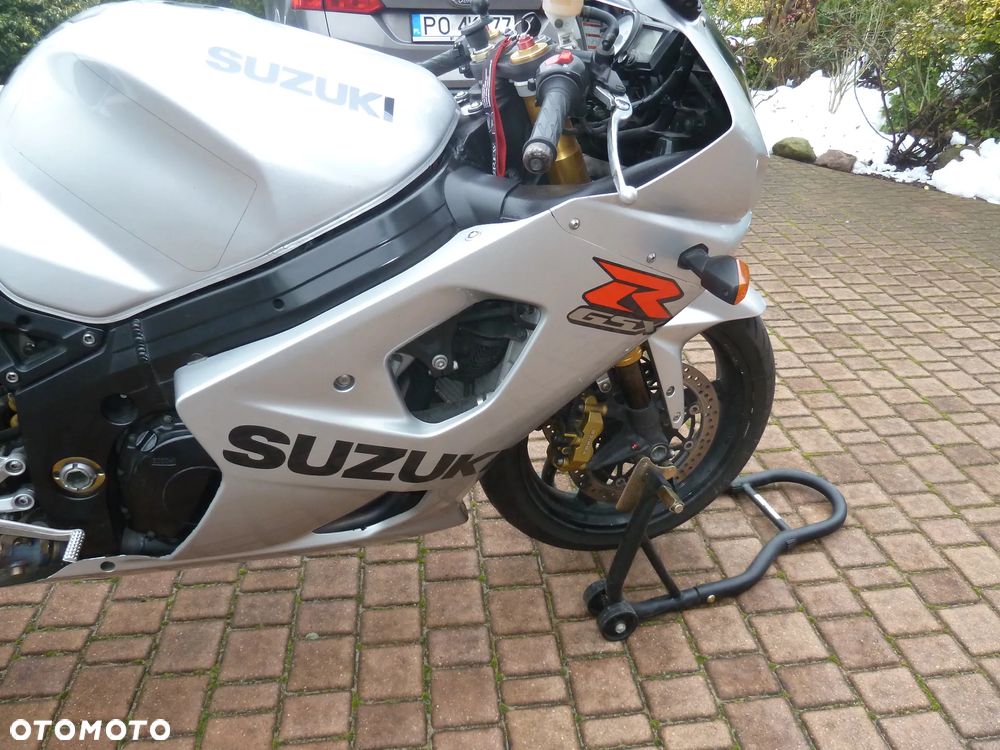 Suzuki GSX-R - 10
