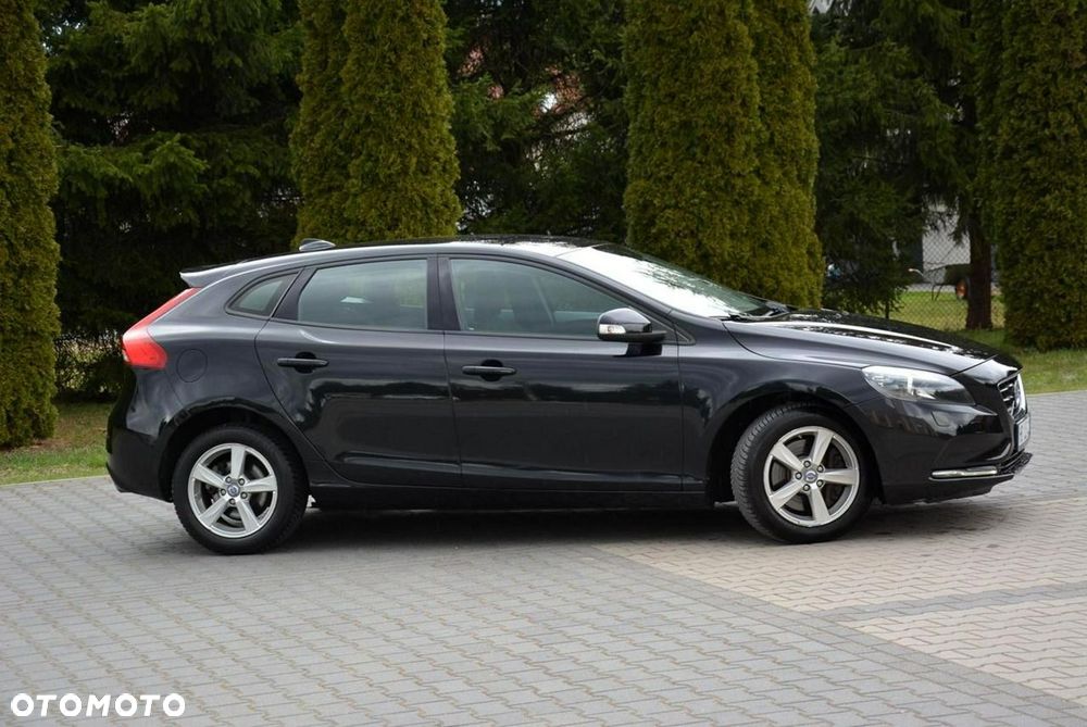 Volvo V40 D3 Geartronic Momentum - 12