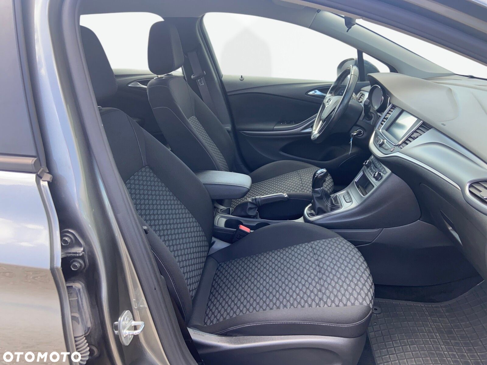 Opel Astra V 1.2 T Edition S&S - 14