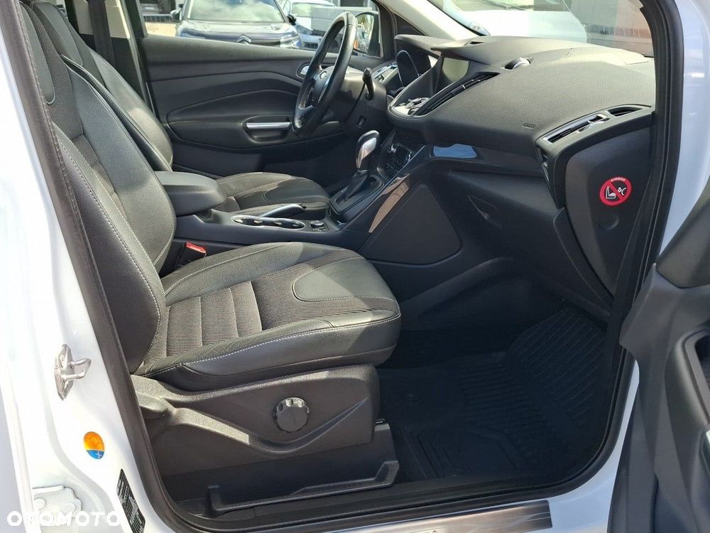 Ford Kuga 1.5 EcoBoost 4WD Titanium - 21