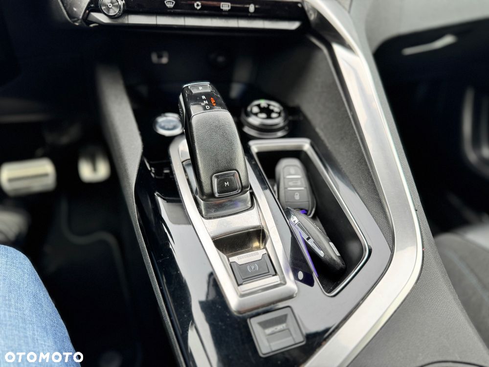 Peugeot 3008 BlueHDi 120 EAT6 Stop & Start Allure - 26