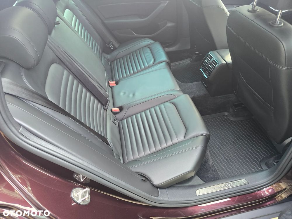Volkswagen Passat Alltrack 2.0 TDI Bi-Turbo SCR 4Mot DSG - 19