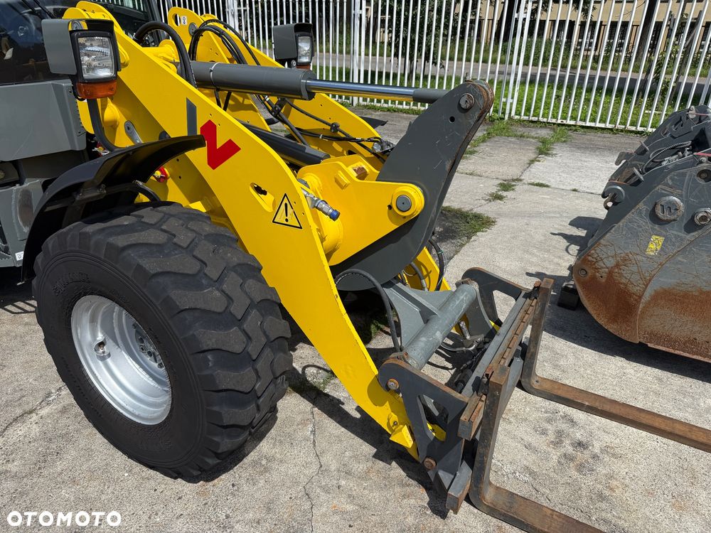 Wacker Neuson Ładowarka WL52 - 11