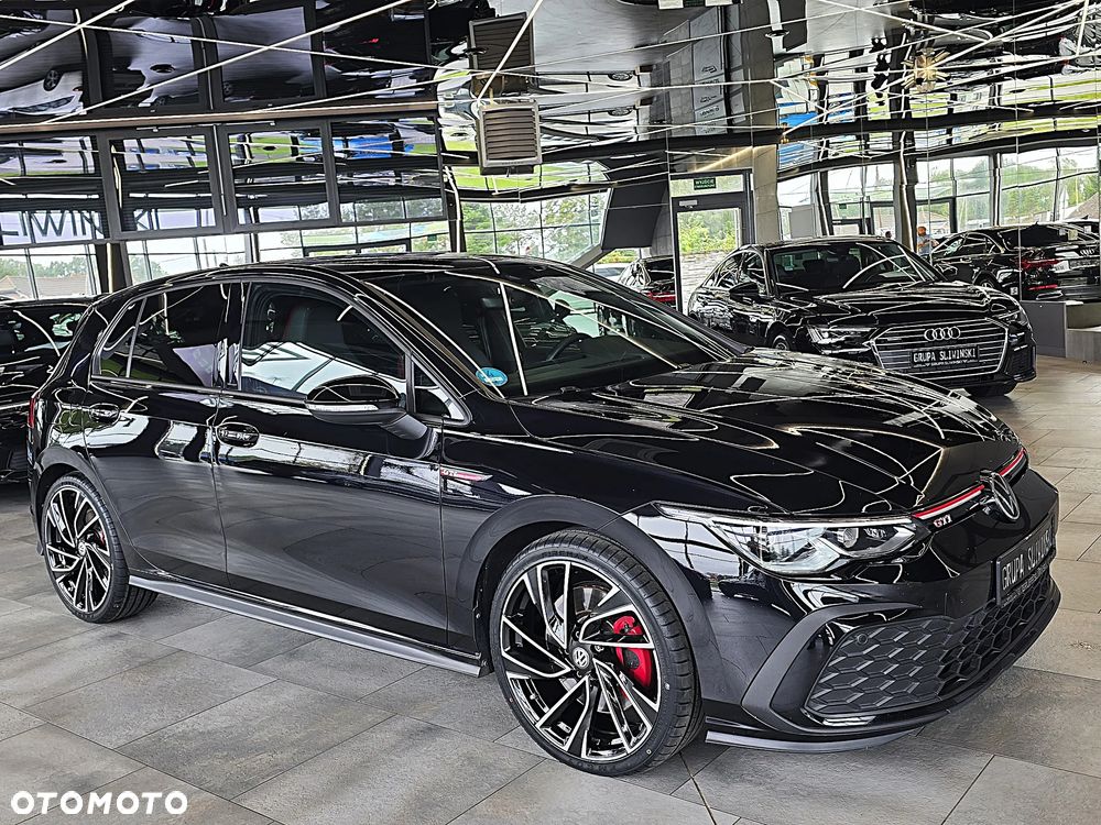 Volkswagen Golf VIII 2.0 TSI GTI DSG - 11