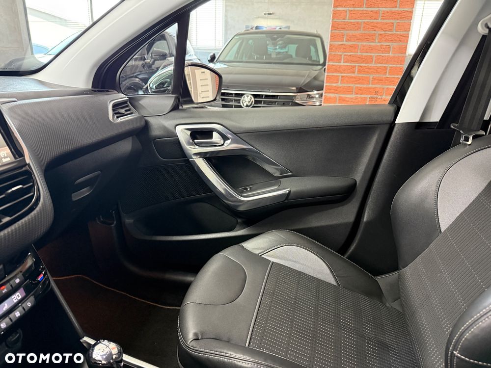 Peugeot 2008 e-HDi FAP 92 ETG6 STOP & START Allure - 23