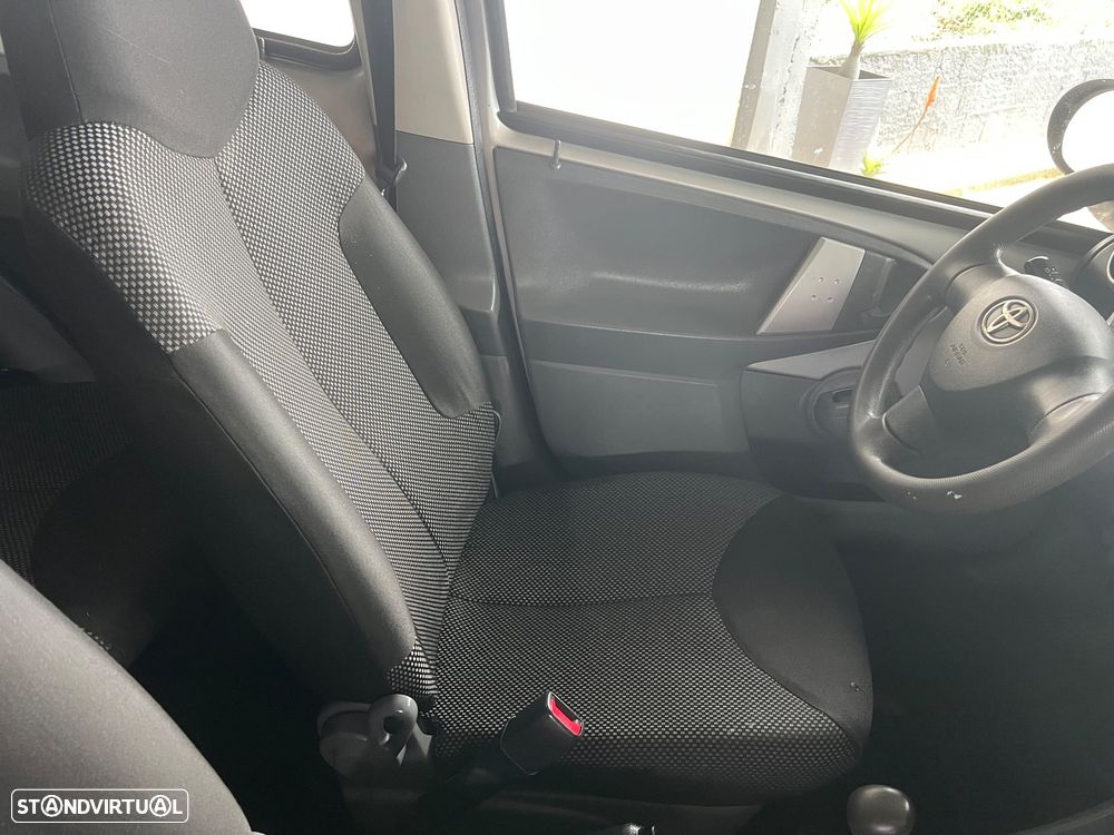 Toyota Aygo Multi Mode Connect - 39