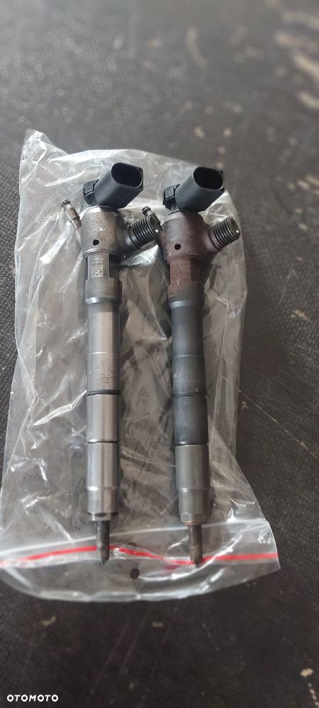 Wtryskiwacz pompowtryskiwacz vw t6 uszodzony - 4