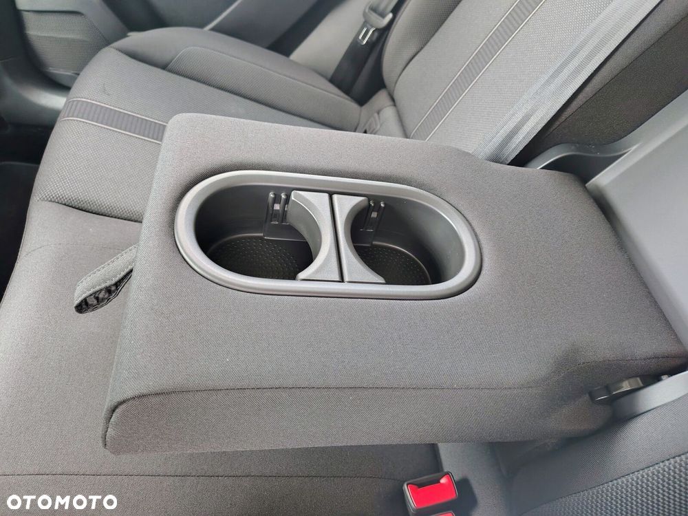 Volkswagen T-Roc - 22