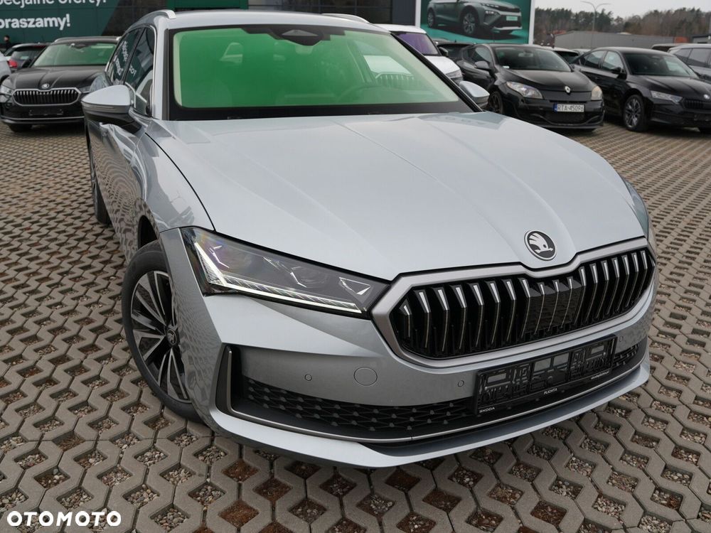 Skoda Superb 2.0 TDI SCR 4x4 Selection DSG - 2