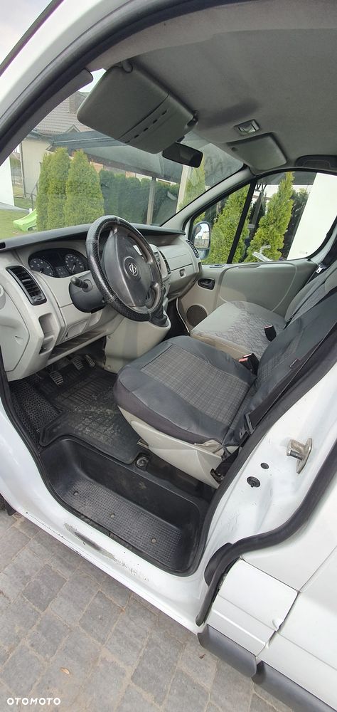 Opel Vivaro - 16