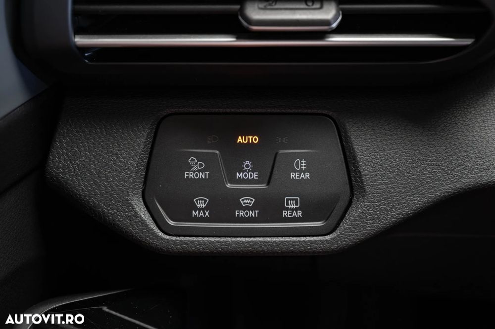 VOLKSWAGEN ID.4 2021 — imagine 18