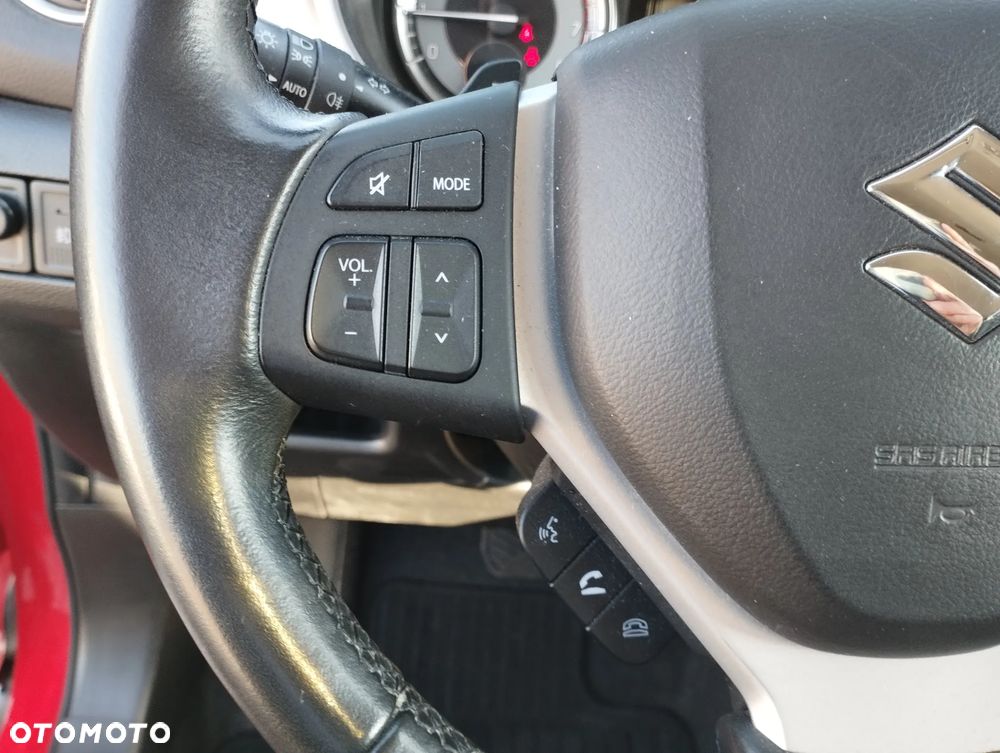 Suzuki Vitara 1.4 Boosterjet SHVS Premium 4WD - 23