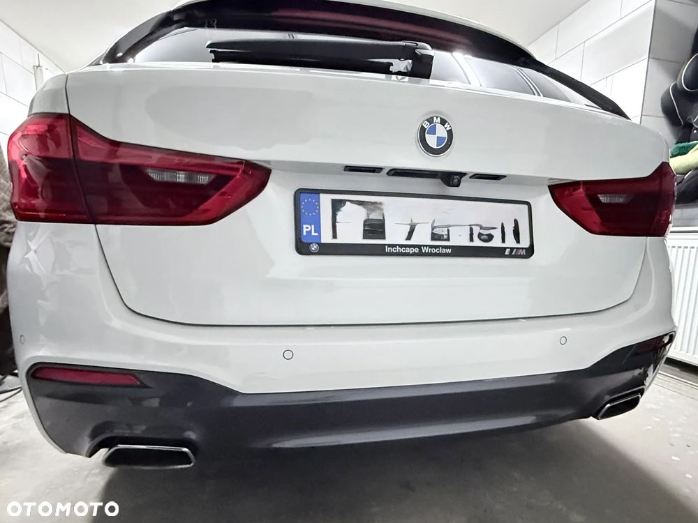 BMW Seria 5 540d xDrive - 28