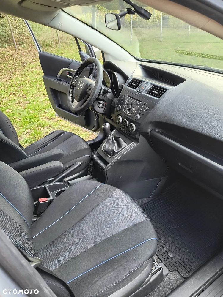 Mazda 5 - 17