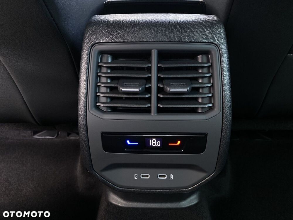 Cupra Formentor 1.5 eTSI mHEV DSG - 22