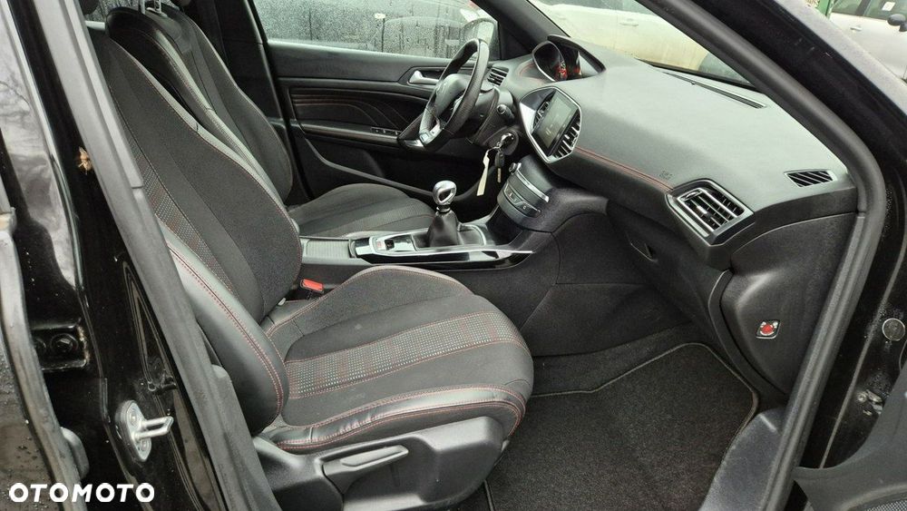 Peugeot 308 - 12