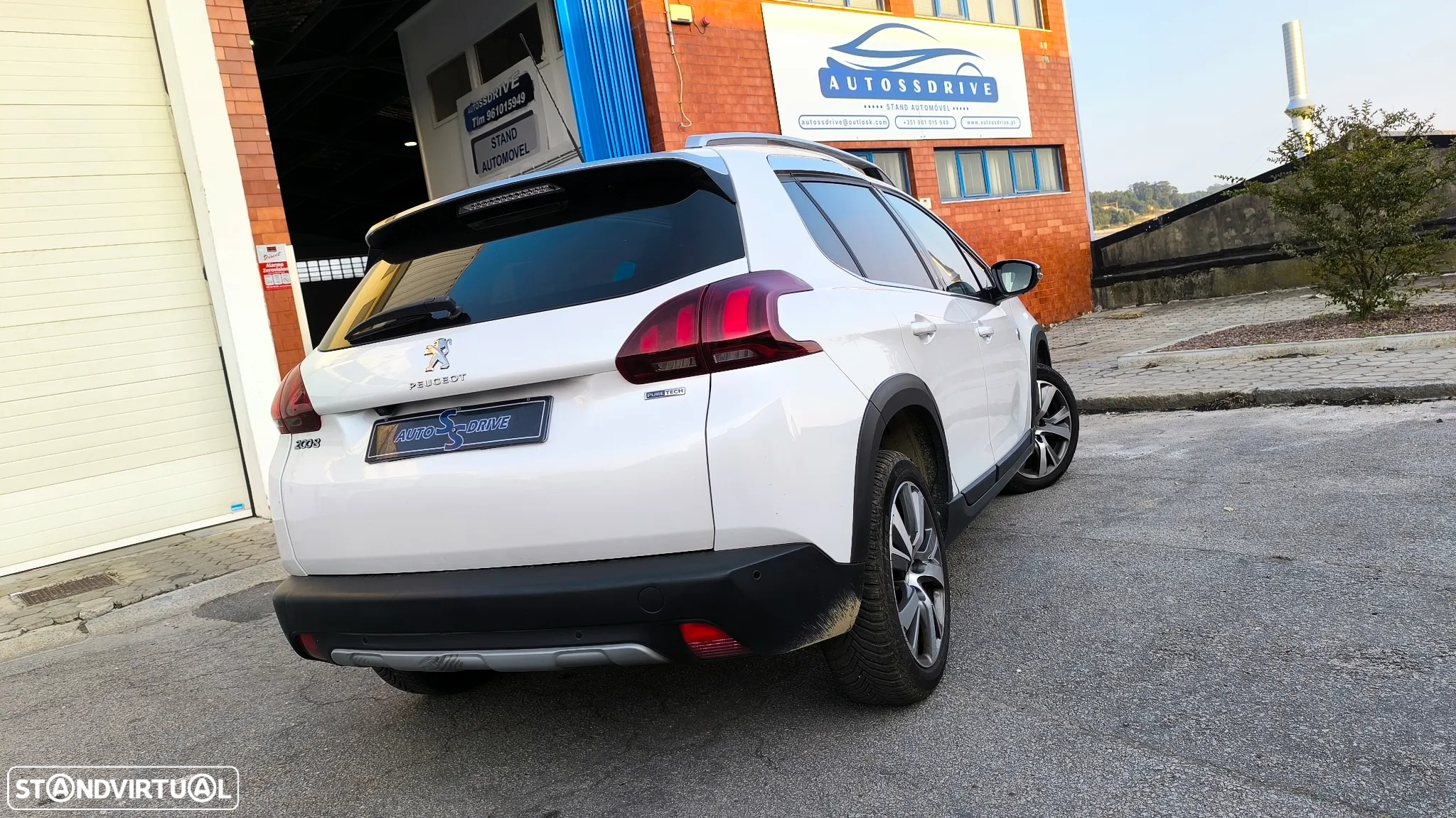 Peugeot 2008 1.6 BlueHDi Crossway - 4