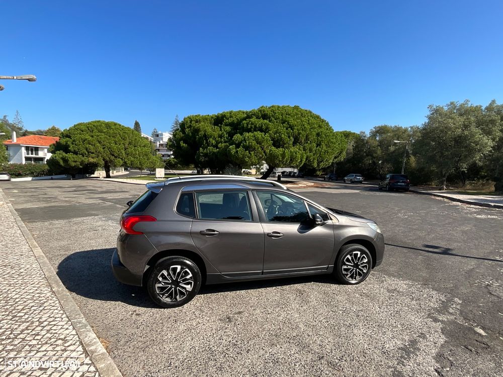 Peugeot 2008 - 5