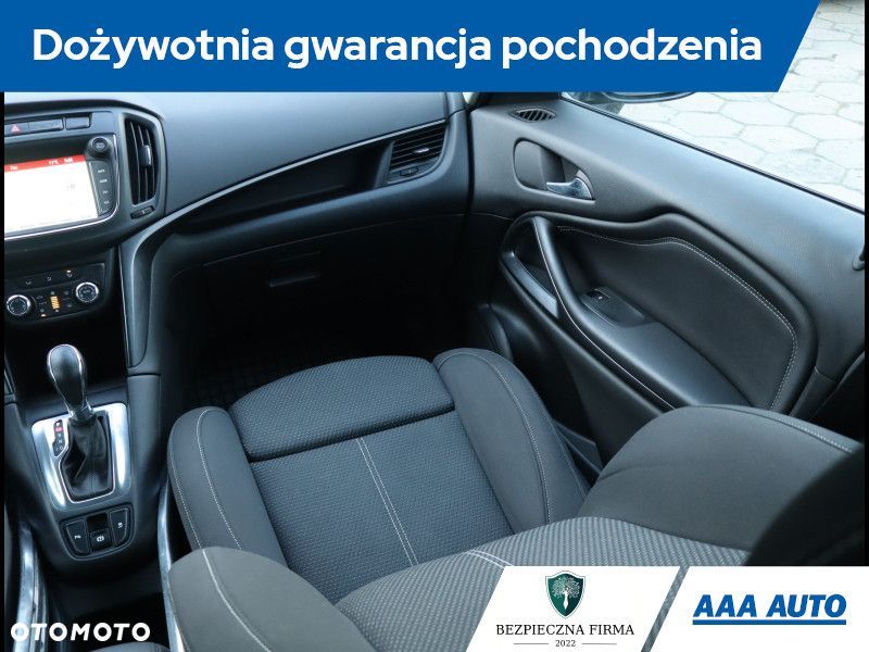 Opel Zafira - 9
