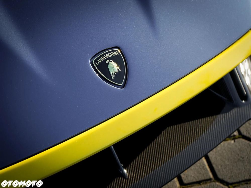 Lamborghini Huracan Performante - 23