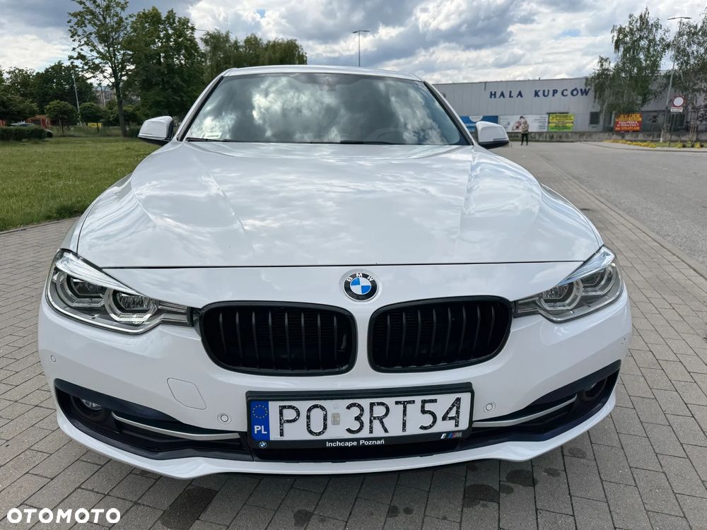 BMW Seria 3 320d Efficient Dynamic Edition Sport Line - 8